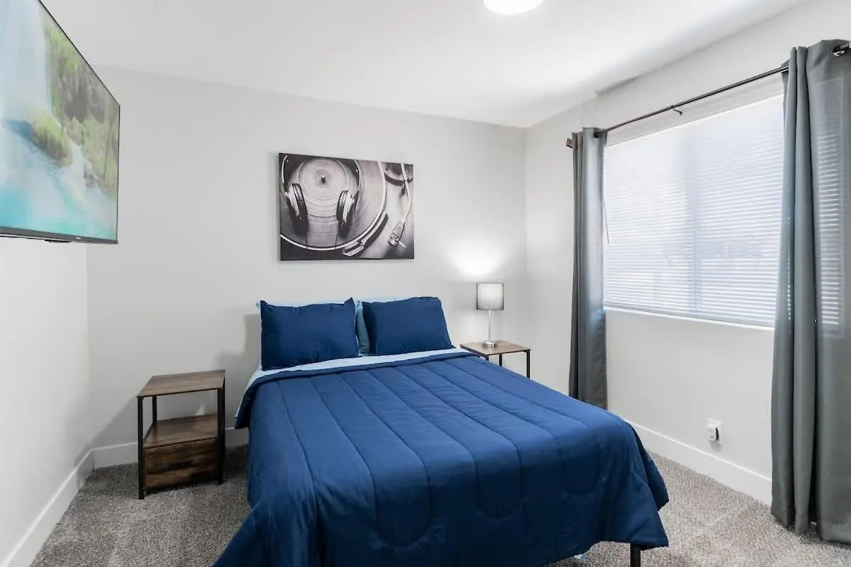 5Mins To Fremont 10Mins To Strip! Sleeps 8! Villa Las Vegas 0*,  United States